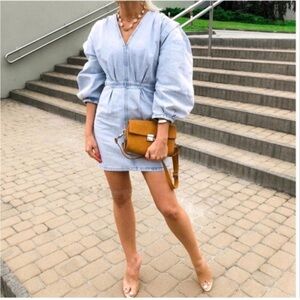 Zara woman light blue pleated denim dress‎ with elbow length balloon sleeves L